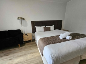 Parkview Motor Inn